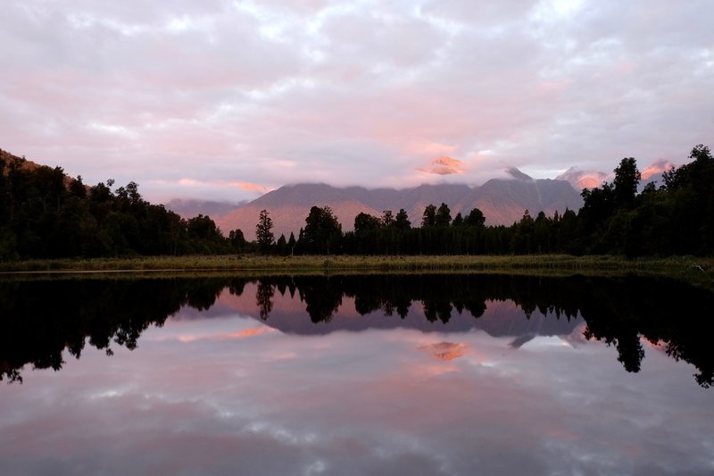 a different color from sunset on the lake