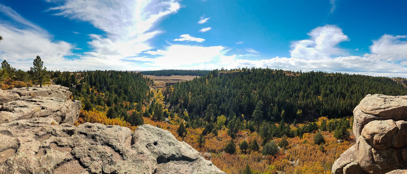 Rim Rock Trail overlooking the Dam to the south