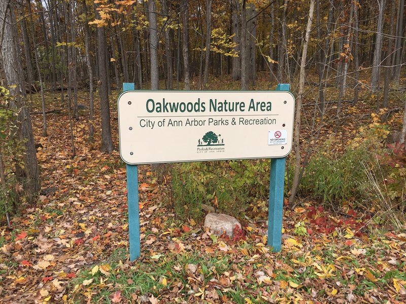 Entrance sign off Green Road