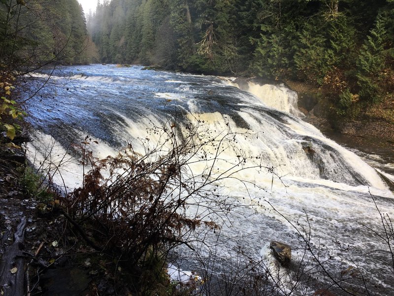 Lewis River Middle Falls