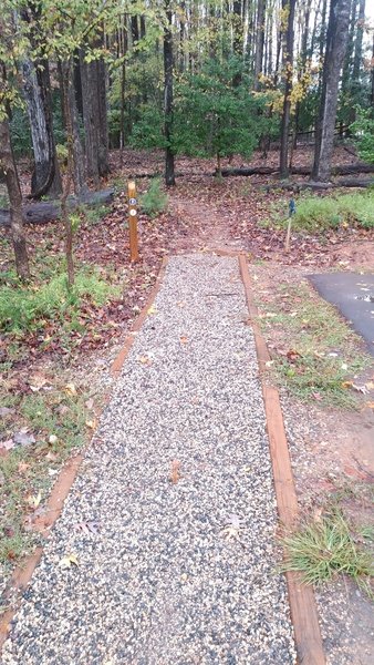 Entrance to Wild Comfrey Hiking Trail at Forest Ridge Park