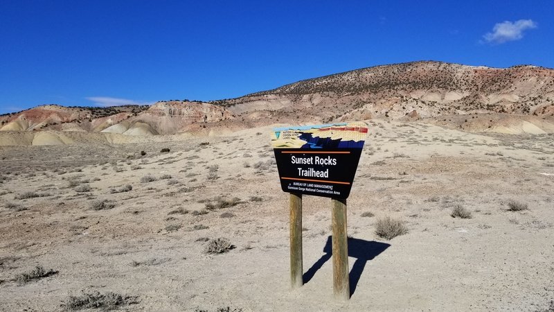 Sunset Rocks Trailhead