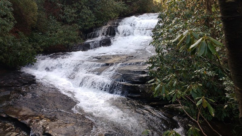 Upper section of Raven Cliff Falls.