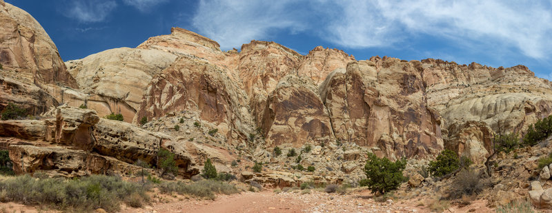 Towards the southwestern trailhead of Grand Wash, the canyon is wide but nonetheless very impressive