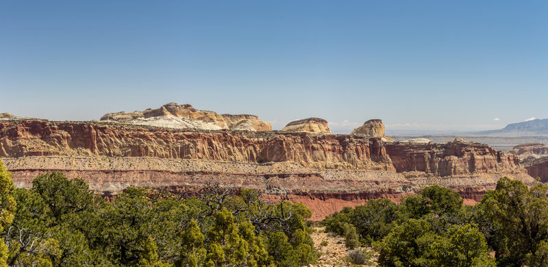 Capitol Reef and Golden Throne from Old Wagon Trail