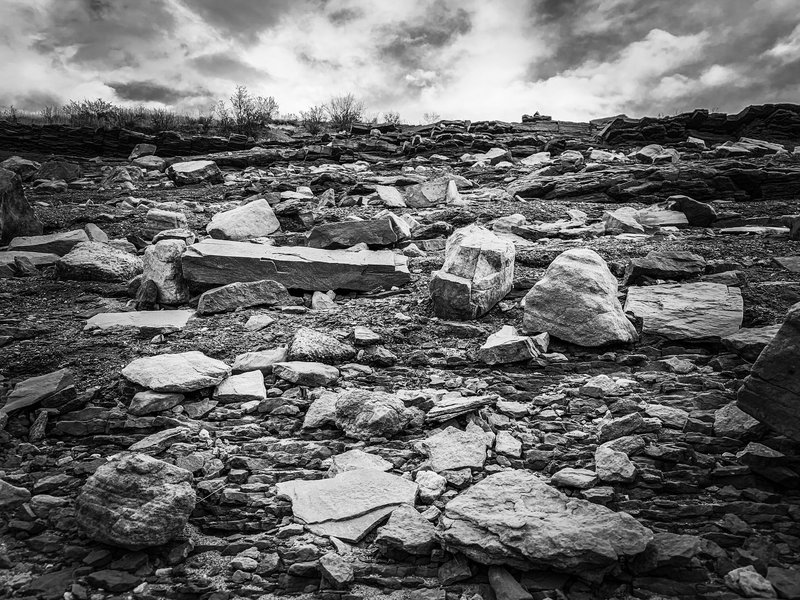 Walking around through the shores of Satanka Cove, Horsetooth Reservoir North.