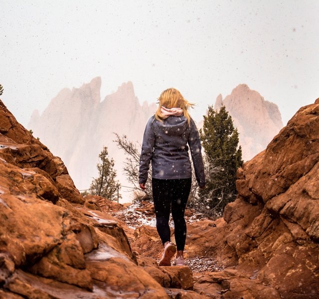 Snowy day in Garden of the Gods