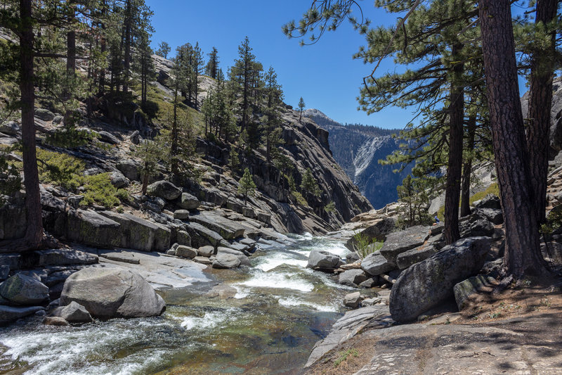 Yosemite Creek right before it turns into Upper Yosemite Falls.