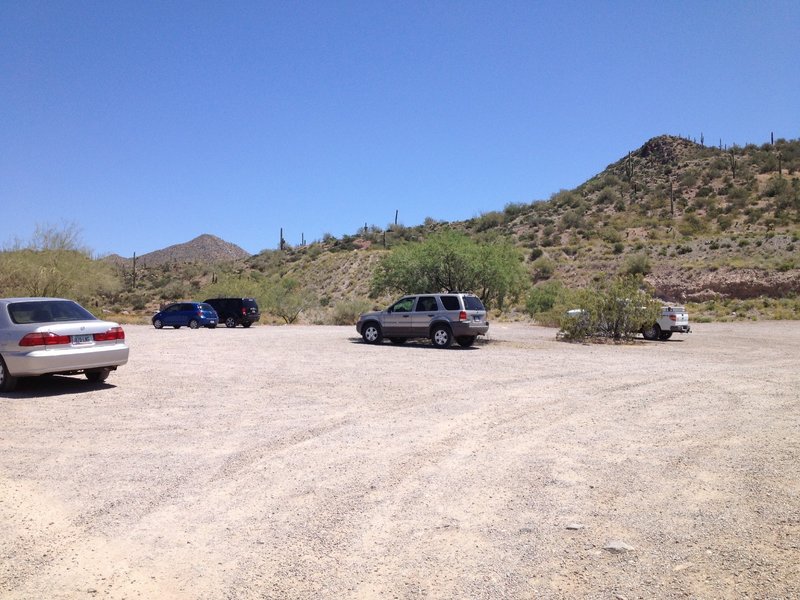 Spacious parking lot at the Spur Cross Ranch Trailhead.