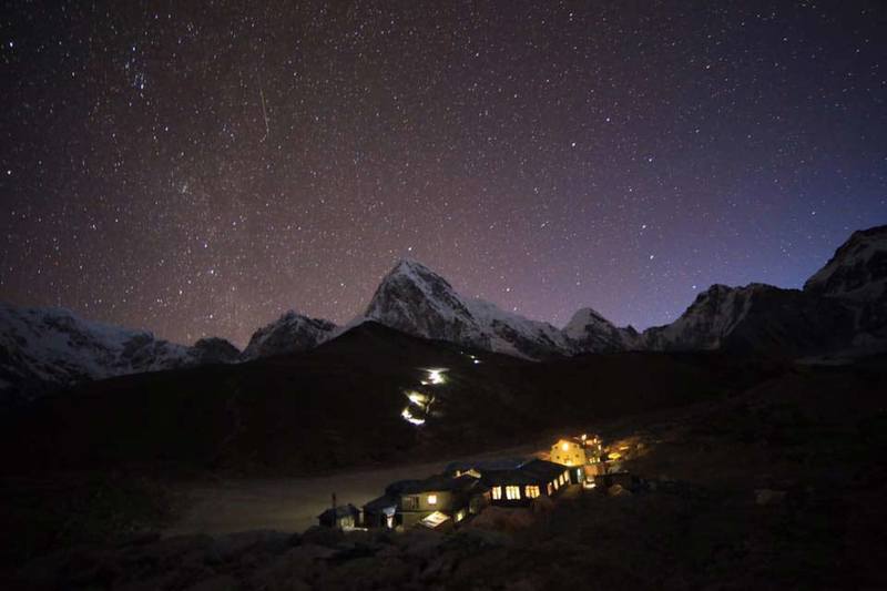 Hiking Kalapather view point during Everest base camp trek. everest base camp trek is one of the best and loved trekking in nepal for all the people around the globe. www.magichimalayatreks.com offers all the treks to Everest base camp including heli tour