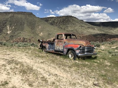 An old, abandoned Chevy near the jasper quarries.