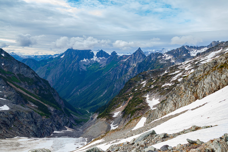 Johannesburg (peak in cthe clouds) from Middle Cascade Glacier.