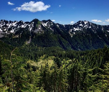 The view south of the trail up to the High Divide ridge line.