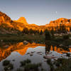 Glowing rocks at sunset in the incomparable Alaska Basin.