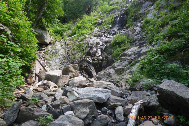 Nearing the base of the falls.