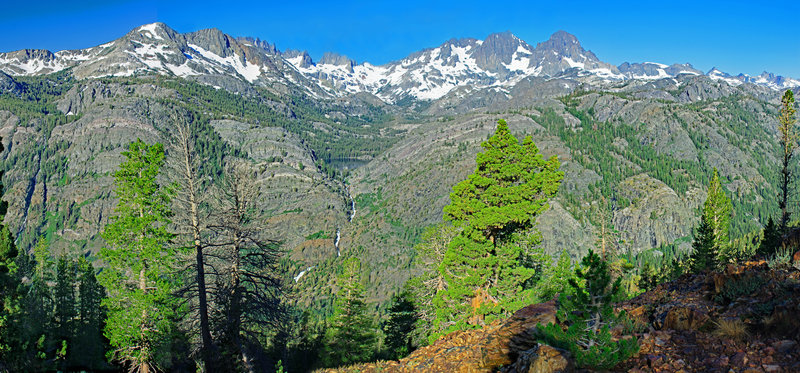 Shadow Lake in hanging valley above deeply glaciated canyon of San Joaquin River with Mt. Ritter and Banner Peak in center right.