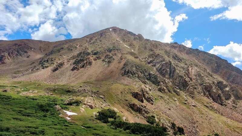 Square Top Mtn looms over the north side of the valley on the way up to Shelf Lake.