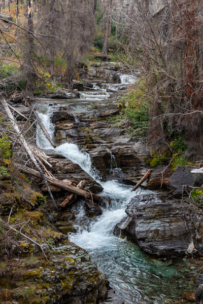 Small waterfall just below the Sunrift Gorge bridge.