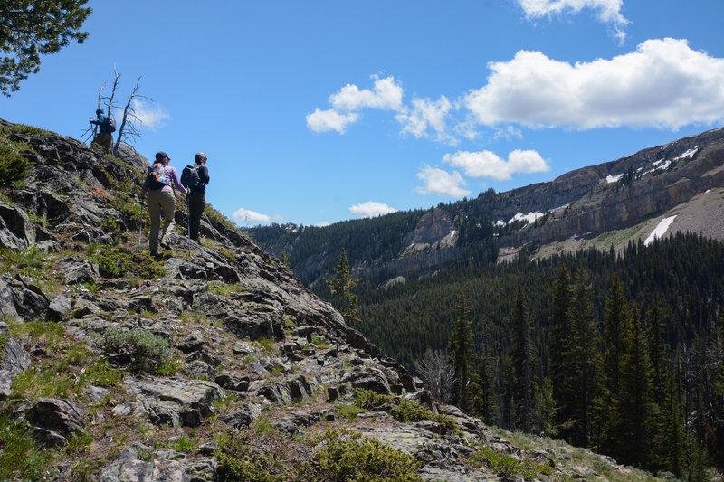 The views from above lower Coffin Lake are well worth the effort