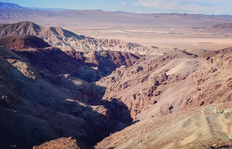 Looking south into Odessa Canyon and out to Yermo