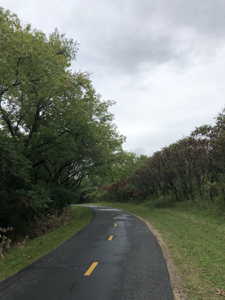 Shared hiking and cycling trail.