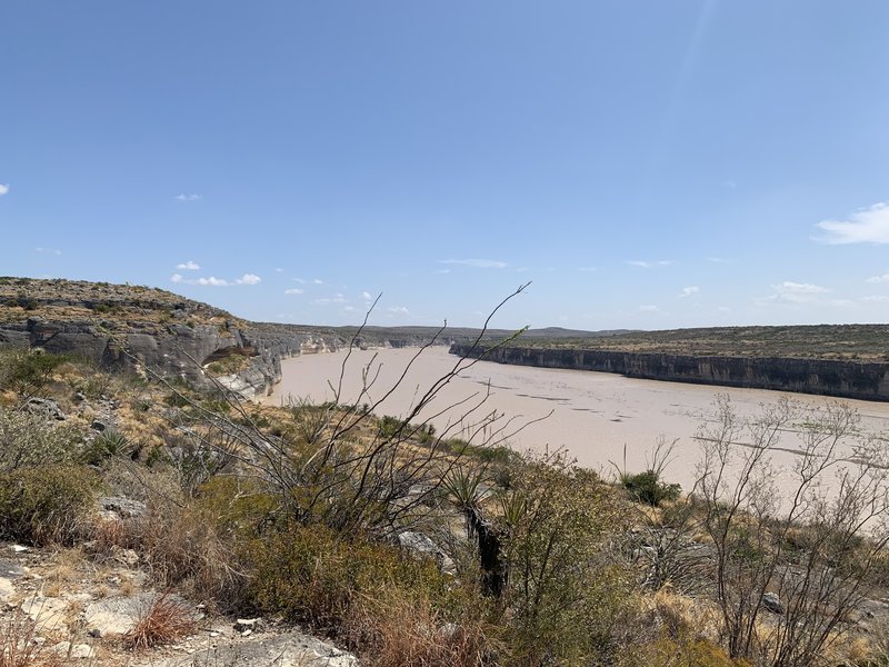 Scenic overlook with Mexico in view