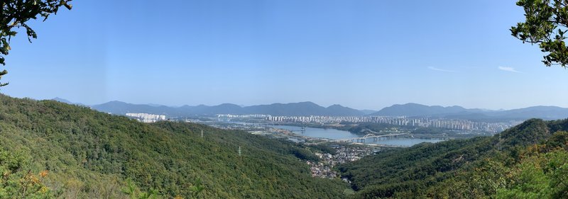 Views of the Han from Achasan Mountain