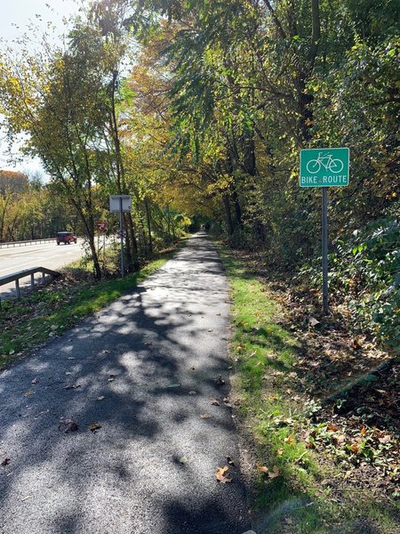 North County Trailway looking south from Law Park in Briarcliff Manor