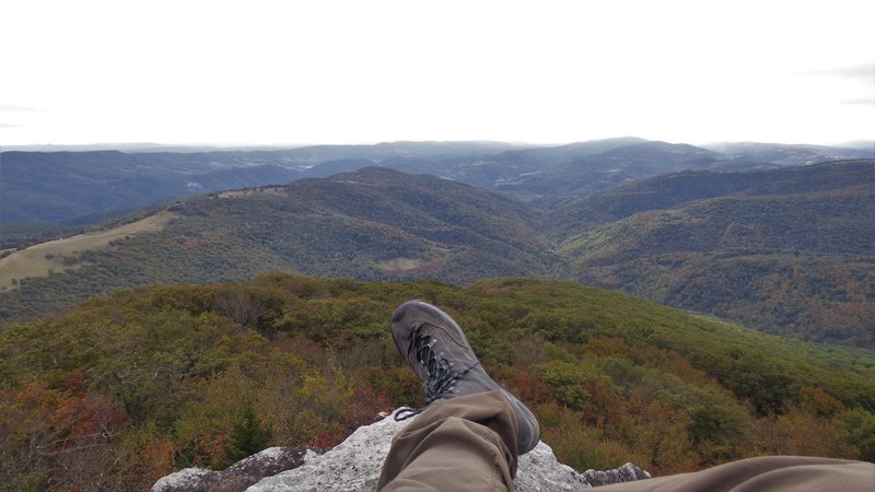 Canyon Rim Trail - The Point - boot shot