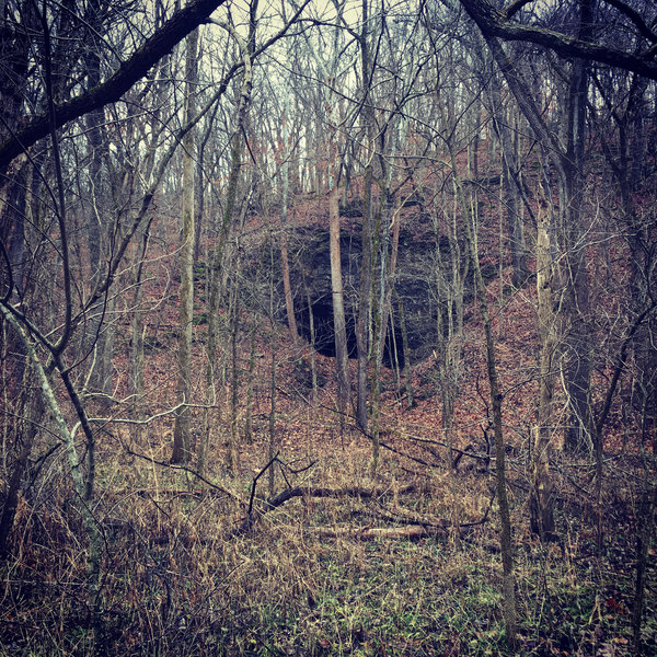 The first sight of the large cave from the trail!