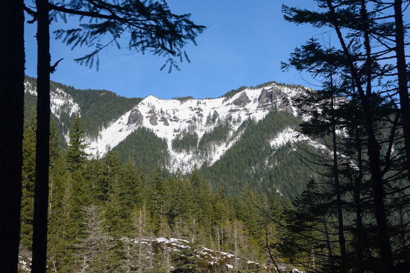 Henline Mountain from a view point near the highest part of the trail