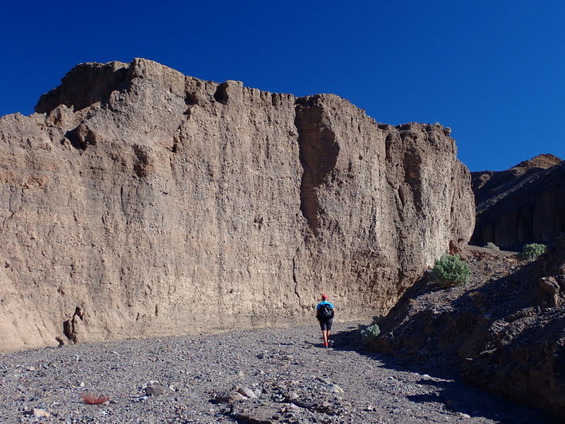 Going farther into Funeral Slot Canyon