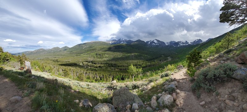 Climbing up to Bierstadt Lake, on the left you can just make out Sprague Lake.