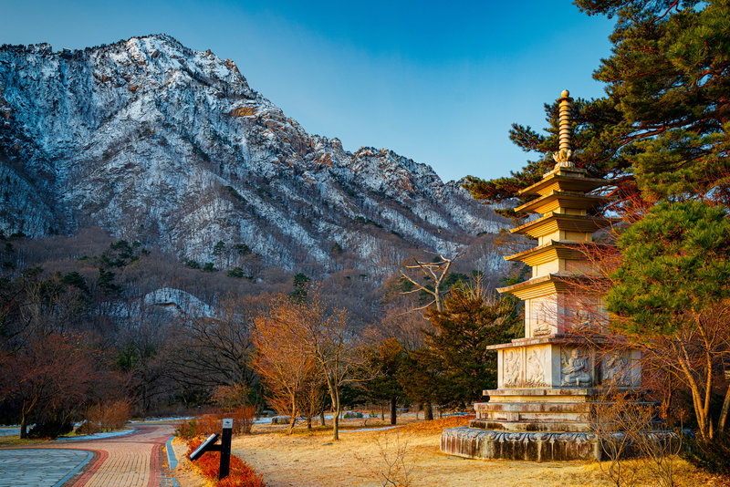 Sunrise at Seoraksan National Park