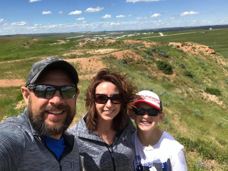 Family hike to the top of Red Rock