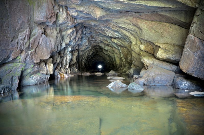 miners tunnel