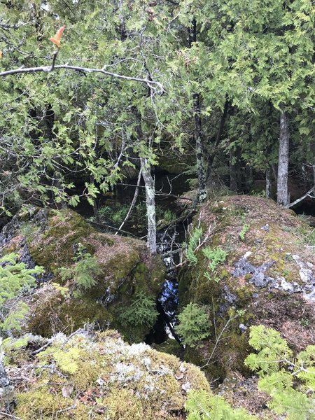 Some of the boulders at the end of the trail