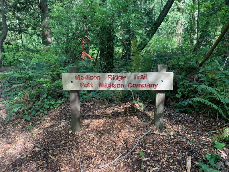 Signage at trailhead of Madison Ridge Trail.