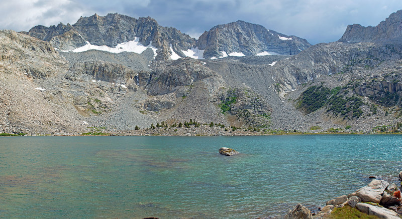 Packsaddle Lake and Matthes Glaciers. As everywhere, the glaciers have gotten a lot smaller over the last 50 years.