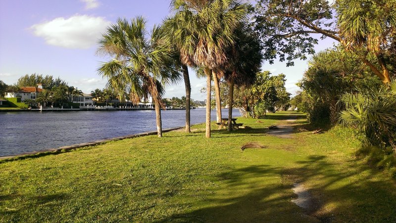 Trail along Intercoastal Waterway