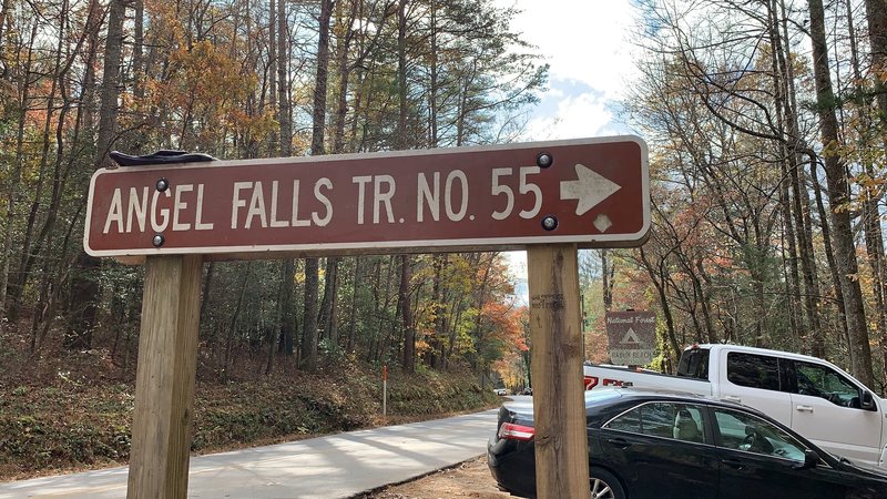 Trailhead for Angel Falls