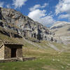 Mountain refuge in Circo del Soaso (Soaso cirque)