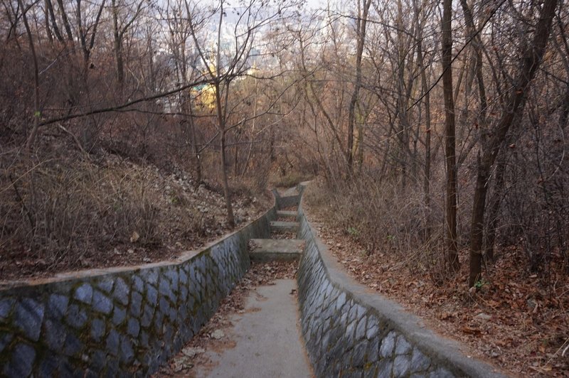 Water runoff on Guryongsan Mountain