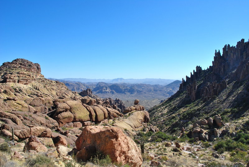 looking back south before Needle lookout.