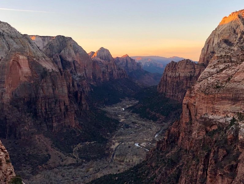 Angels Landing at 8am in December 2020.