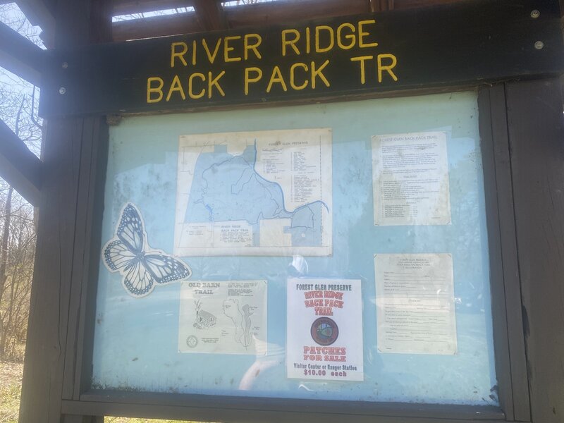 Kiosk at the trailhead for the River Ridge Back Pack Trail and the Old Barn Trail.