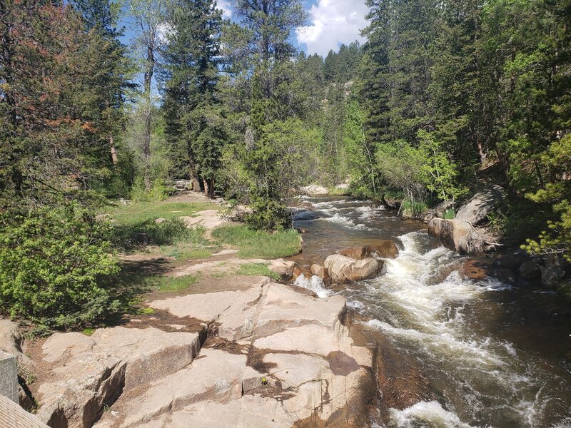 Great view at the beginning of the trail! The trail doesn't disappoint!