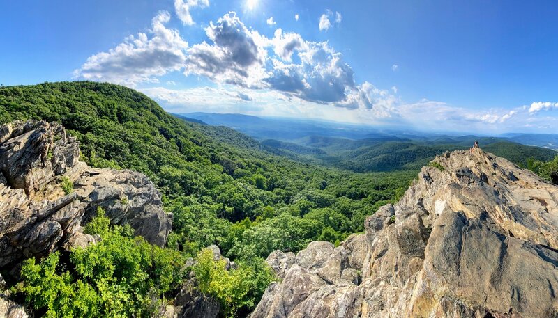 Lovely summer day on Humpback rocks.