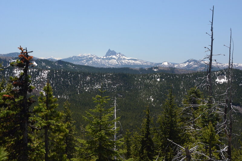 Views down to Broken Top, the Sisters, and Three Finger Jack.