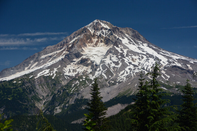 Great view of Hood from shortly before the Devil's Tie Trail.